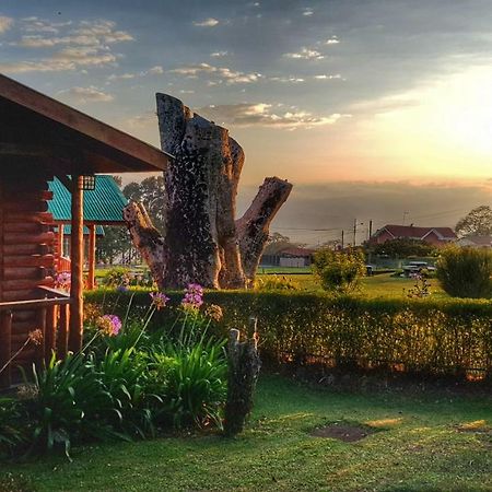 Grandpas Hotel & Restaurante Cartago Exterior foto
