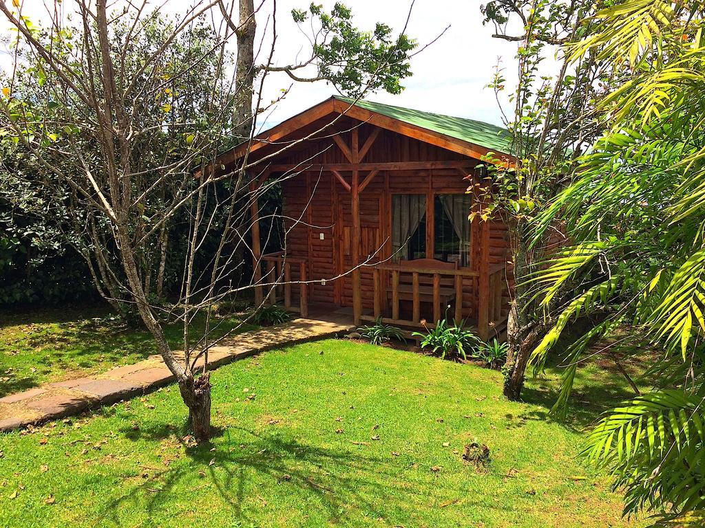 Grandpas Hotel & Restaurante Cartago Quarto foto